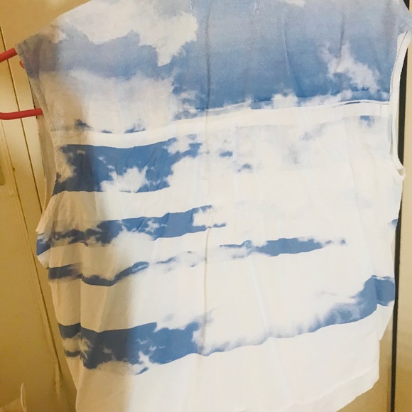 Top - Picture 5 of 7